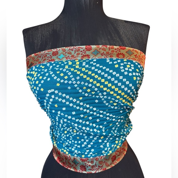 Elegant Blue and Red Women's Scarf - Picture 5 of 14